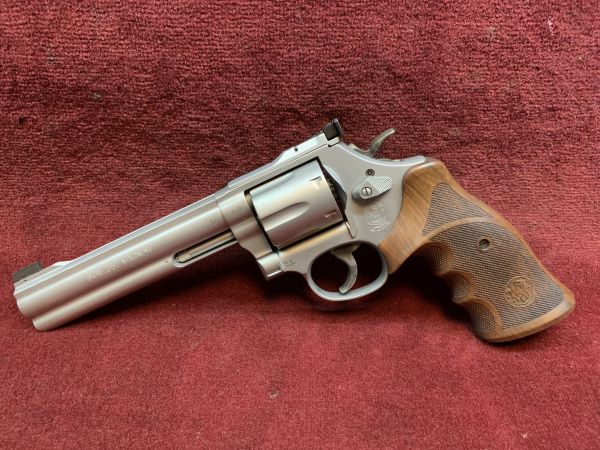 Smith & Wesson - Mod. 686-6 Target Champion - .357 Mag.
