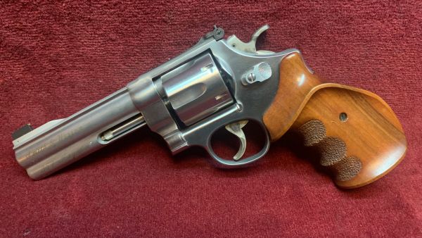 Smith & Wesson - Mod. 627-1 Target Champion - .357 Mag.